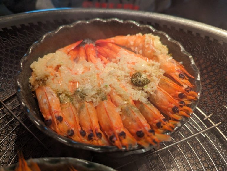團圓菜的發想與製作：蒜蓉蒸蝦  | 青草現場