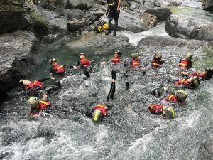 青草徒步壯遊Day9 | 桑樹溪溯溪囉