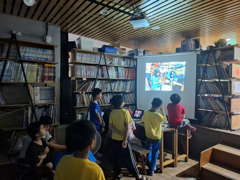 2025年夏至，我們捧在掌心呵護的小草們，將邁向人生下一段茁壯的旅程。